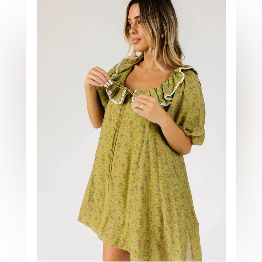 NWT Mini Good Luck Puff Sleeve Dress in Green Floral, Size Large